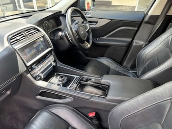 Used Jaguar F-Pace 2017 for sale - 78897168: Photo