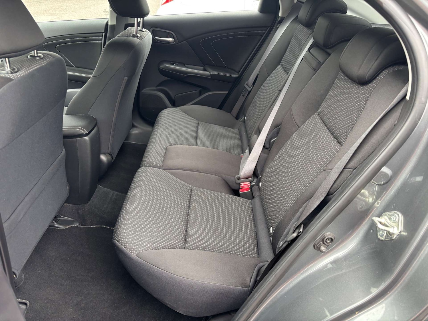 Used Honda Civic 2017 for sale - 76533573: Photo 23