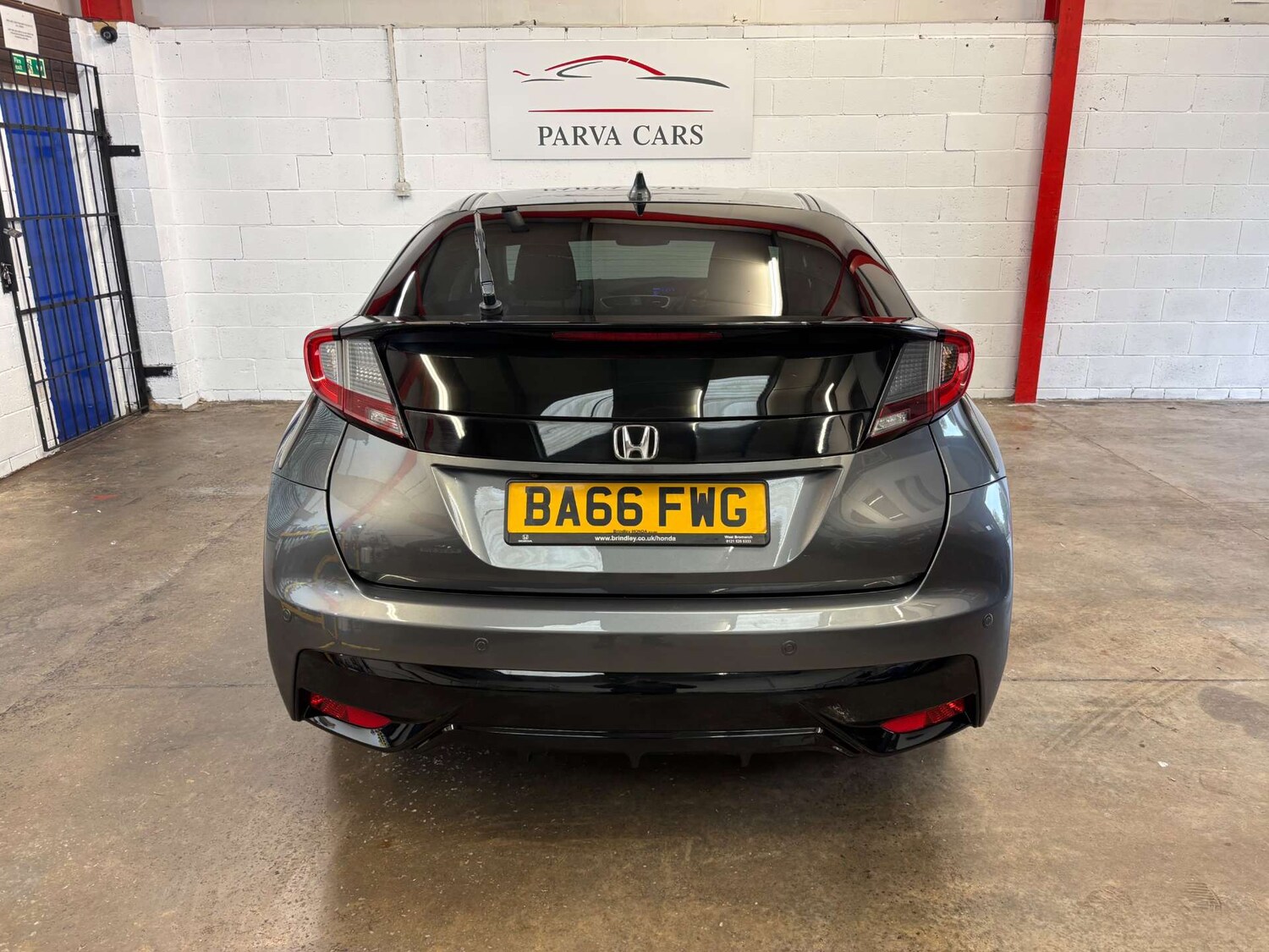 Used Honda Civic 2017 for sale - 76533573: Photo 27