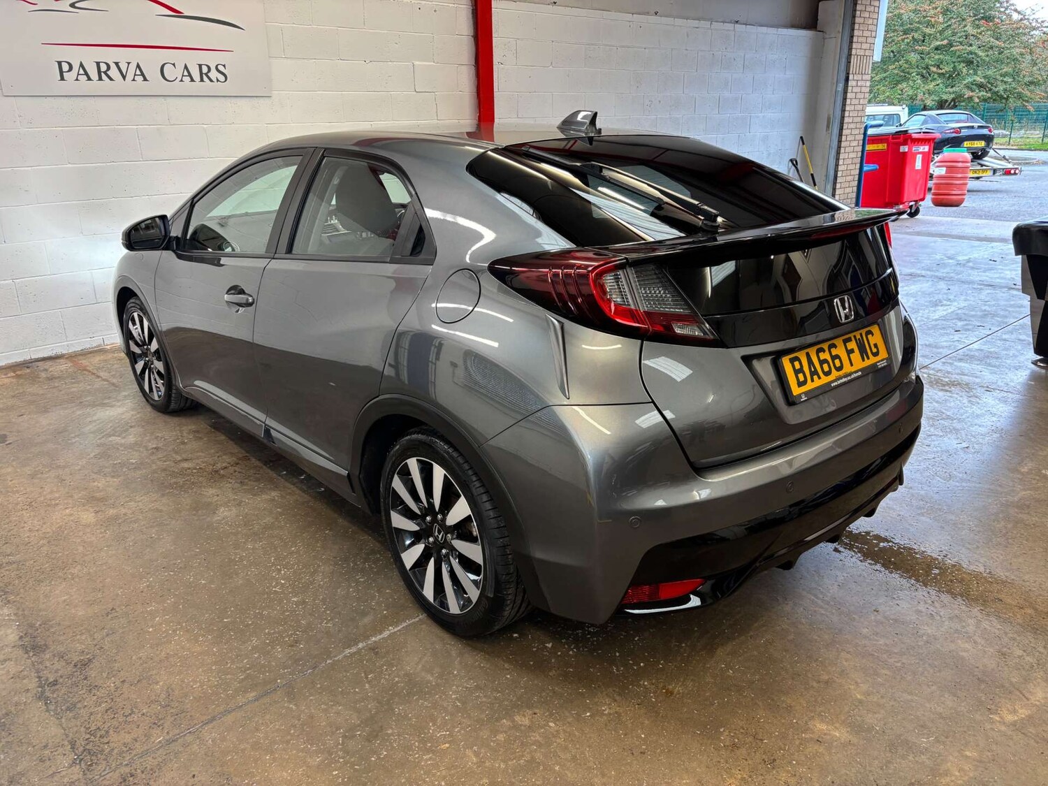 Used Honda Civic 2017 for sale - 76533573: Photo 6