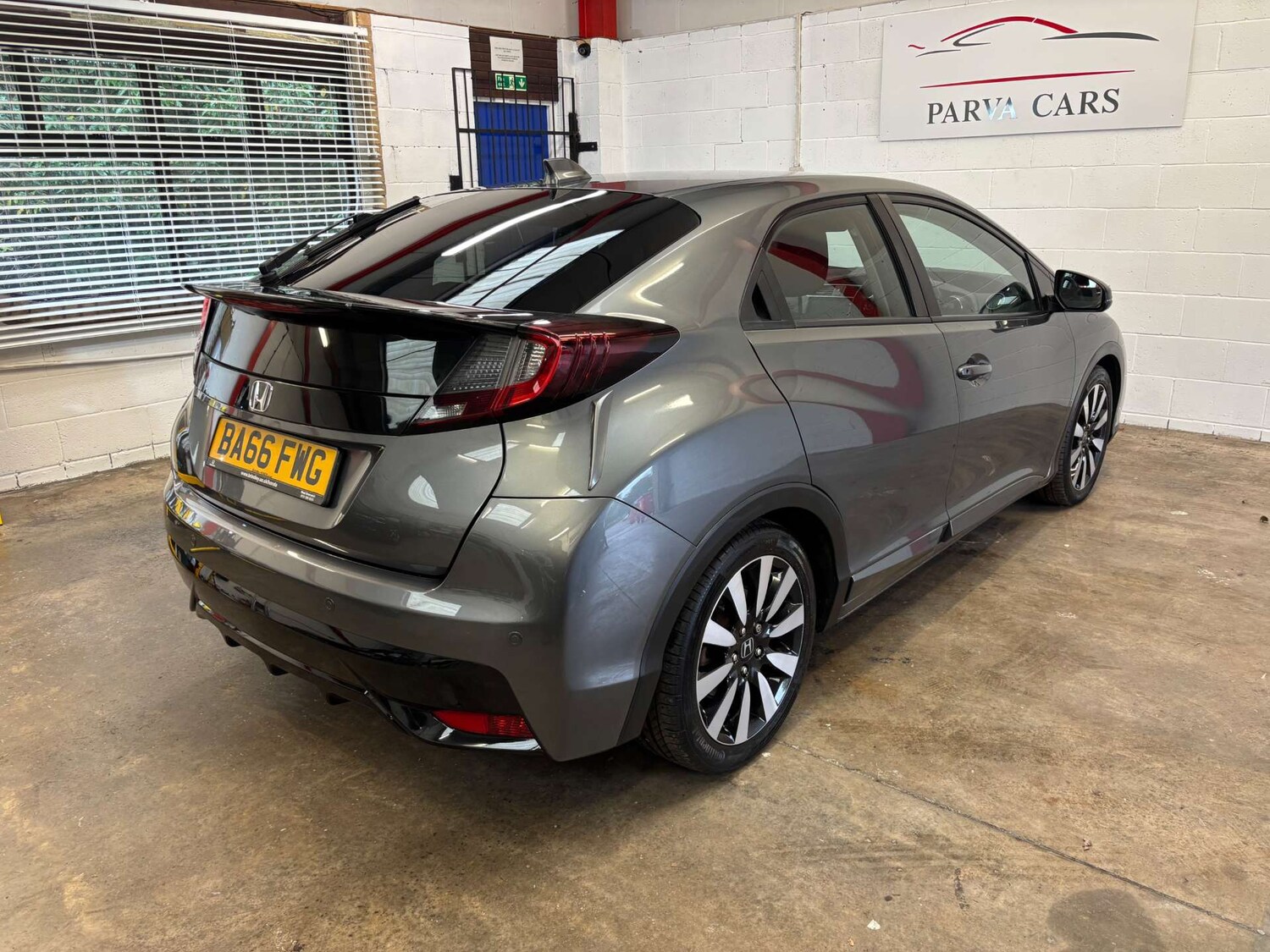 Used Honda Civic 2017 for sale - 76533573: Photo 7