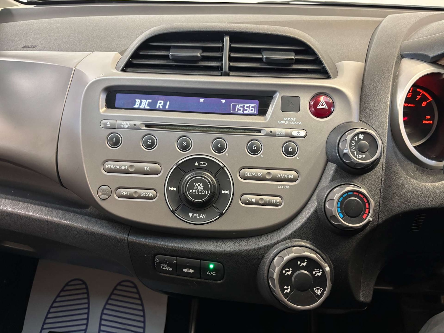 Used Honda Jazz 2009 for sale - 76556007: Photo 12