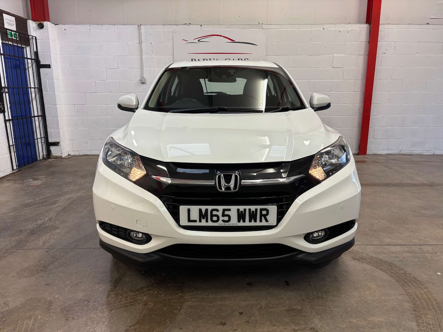 Used Honda HR-V 2015 for sale - 77687378: Photo 24
