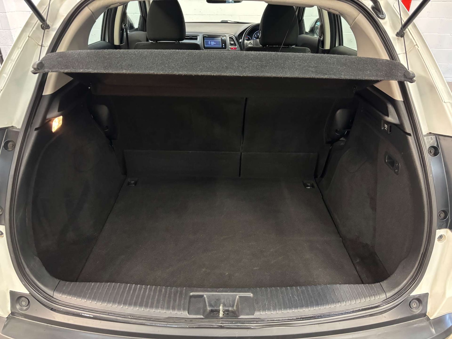 Used Honda HR-V 2015 for sale - 77687378: Photo 28