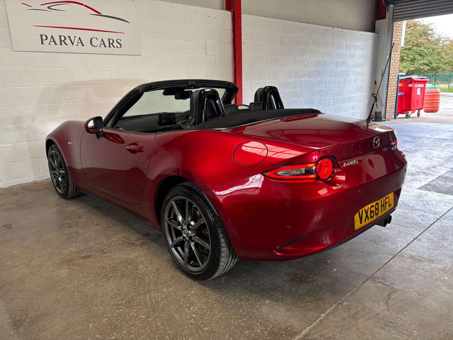 Used Mazda MX-5 2018 for sale - 76533571: Photo 6