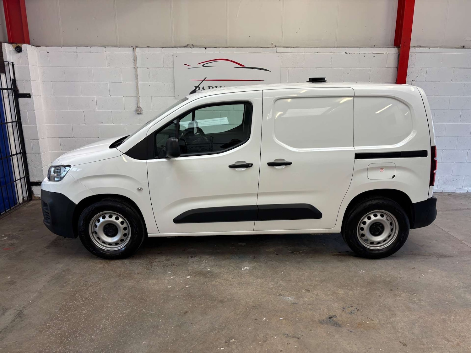 Used Citroen Berlingo 2020 for sale - 76533600: Photo 23