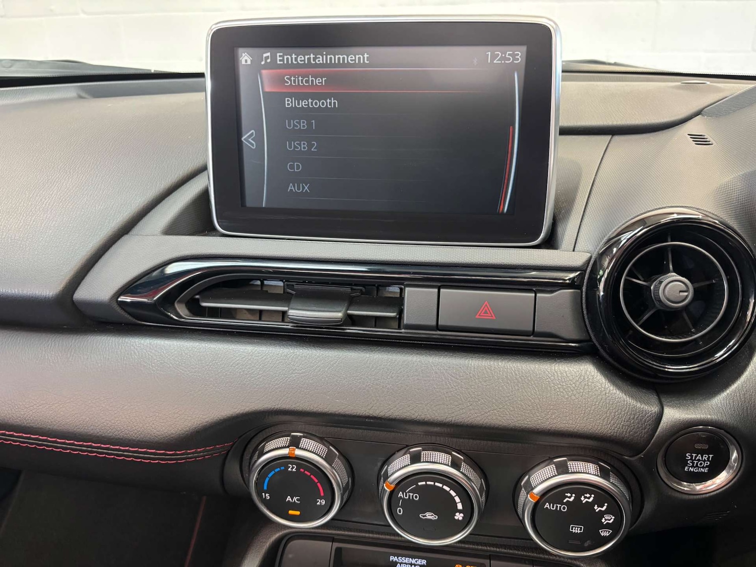 Used Mazda MX-5 2016 for sale - 76720456: Photo 14