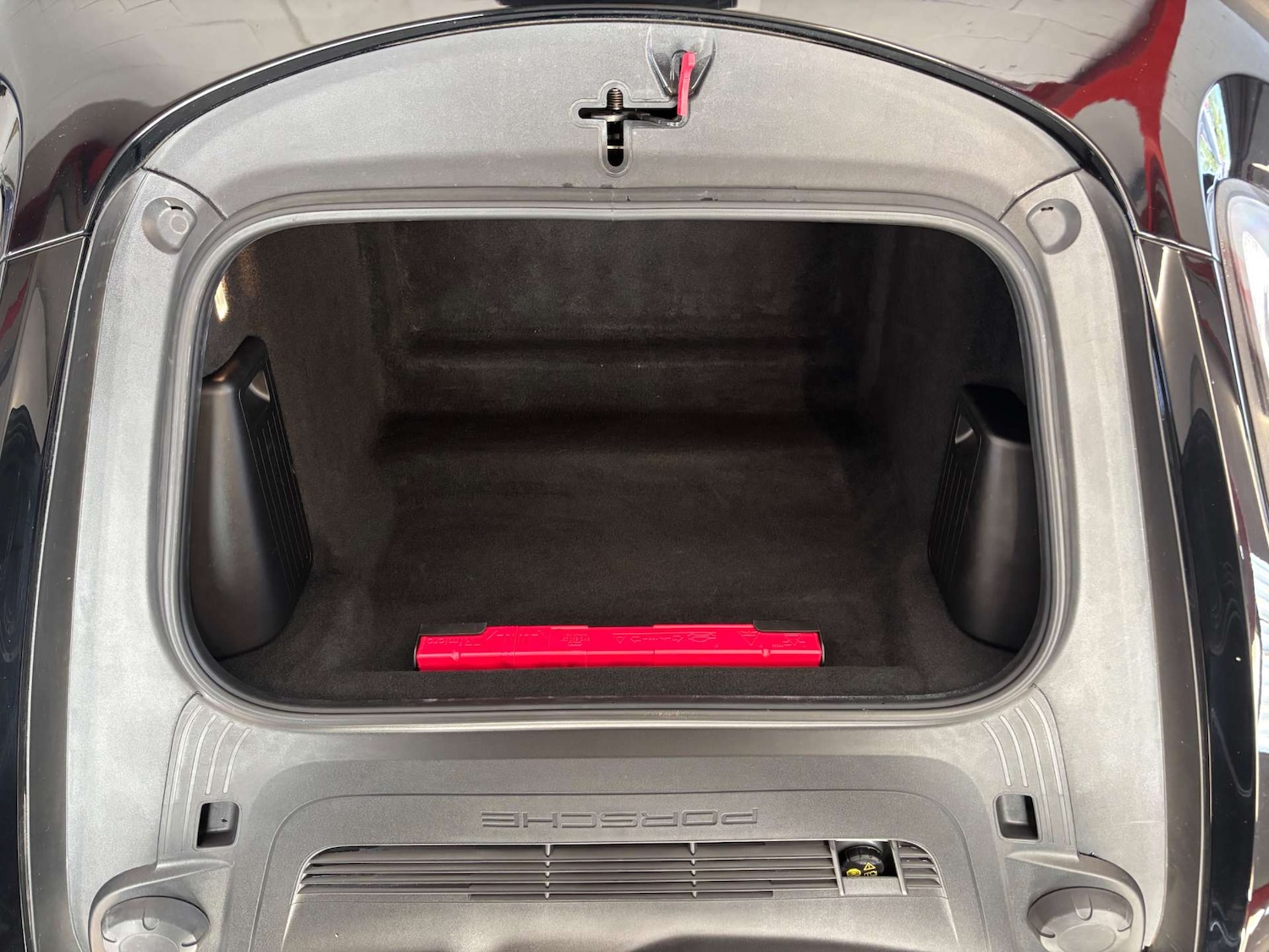 Used Porsche Boxster 2015 for sale - 77976979: Photo 18