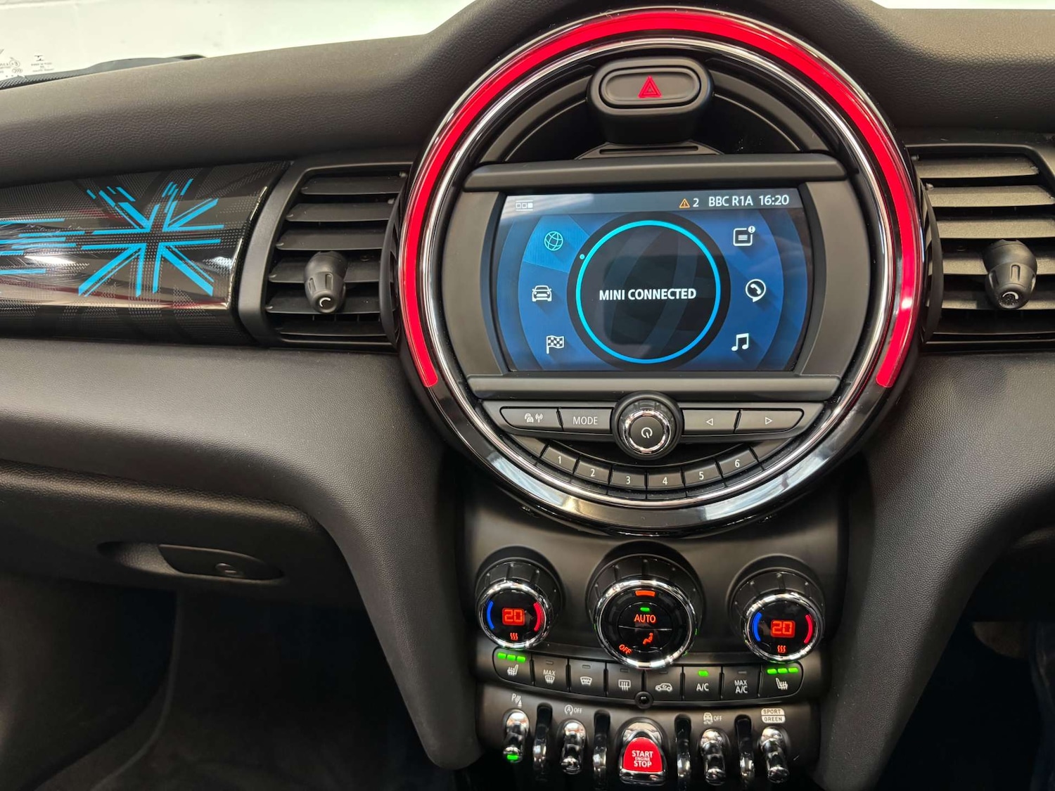 Used MINI Convertible 2020 for sale - 77662727: Photo 18