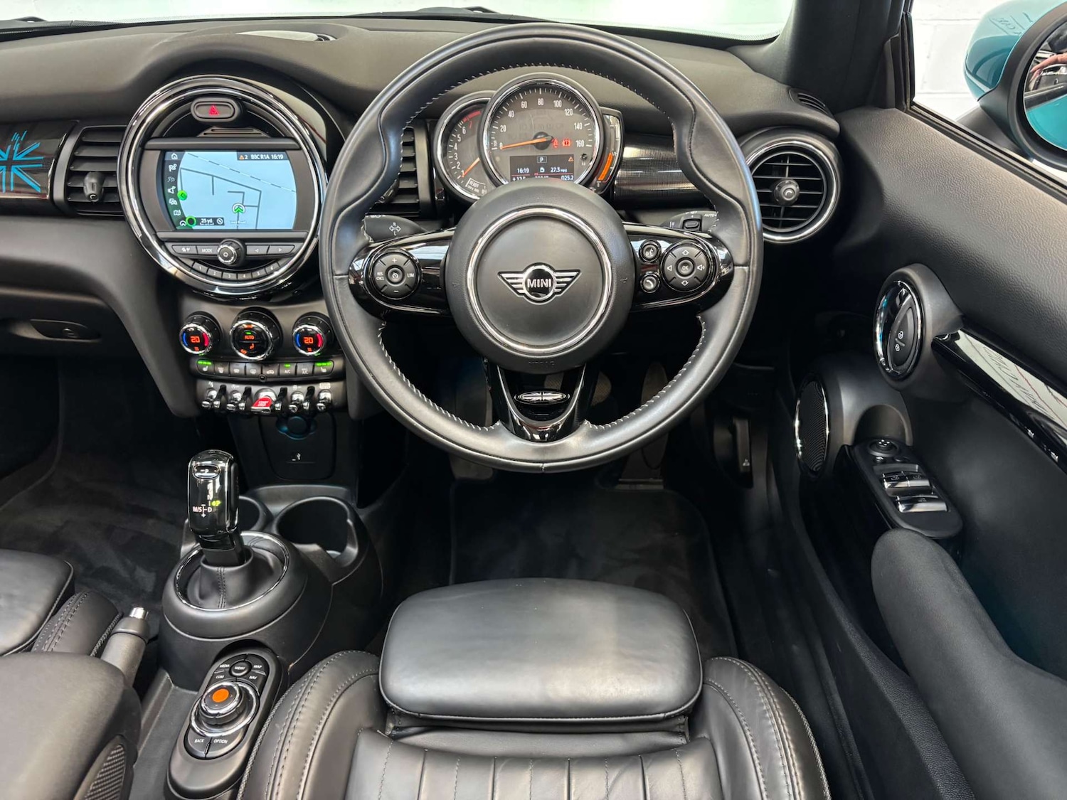 Used MINI Convertible 2020 for sale - 77662727: Photo 21