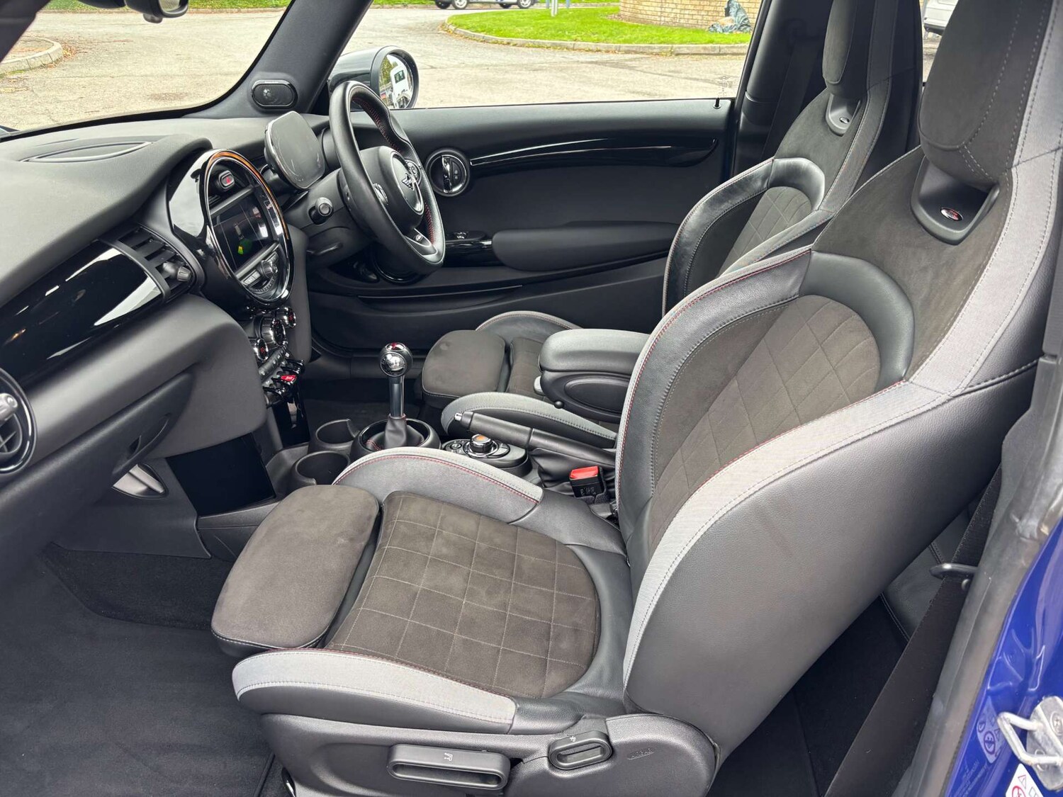 Used MINI Hatch 2020 for sale - 76533605: Photo 23