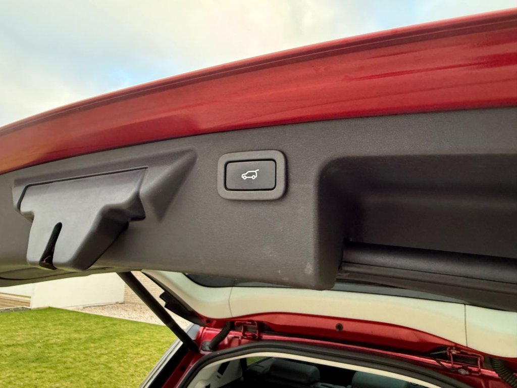 Used Land Rover Discovery Sport 2016 for sale - 77452231: Photo 24