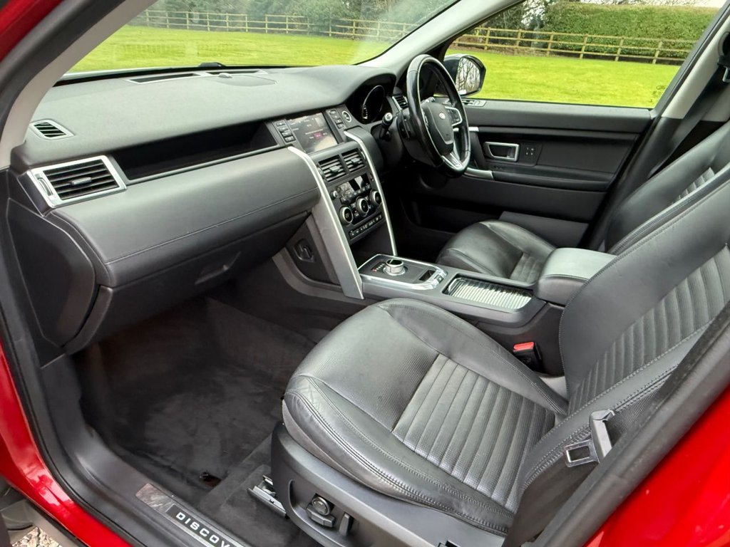 Used Land Rover Discovery Sport 2016 for sale - 77452231: Photo 31
