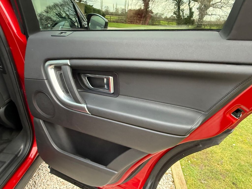 Used Land Rover Discovery Sport 2016 for sale - 77452231: Photo 36