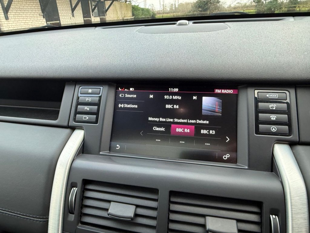 Used Land Rover Discovery Sport 2016 for sale - 77452231: Photo 41