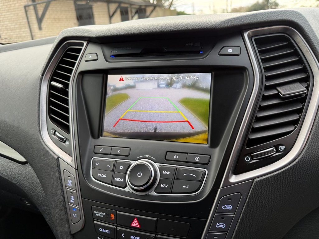 Used Hyundai Santa Fe 2015 for sale - 77263472: Photo 12