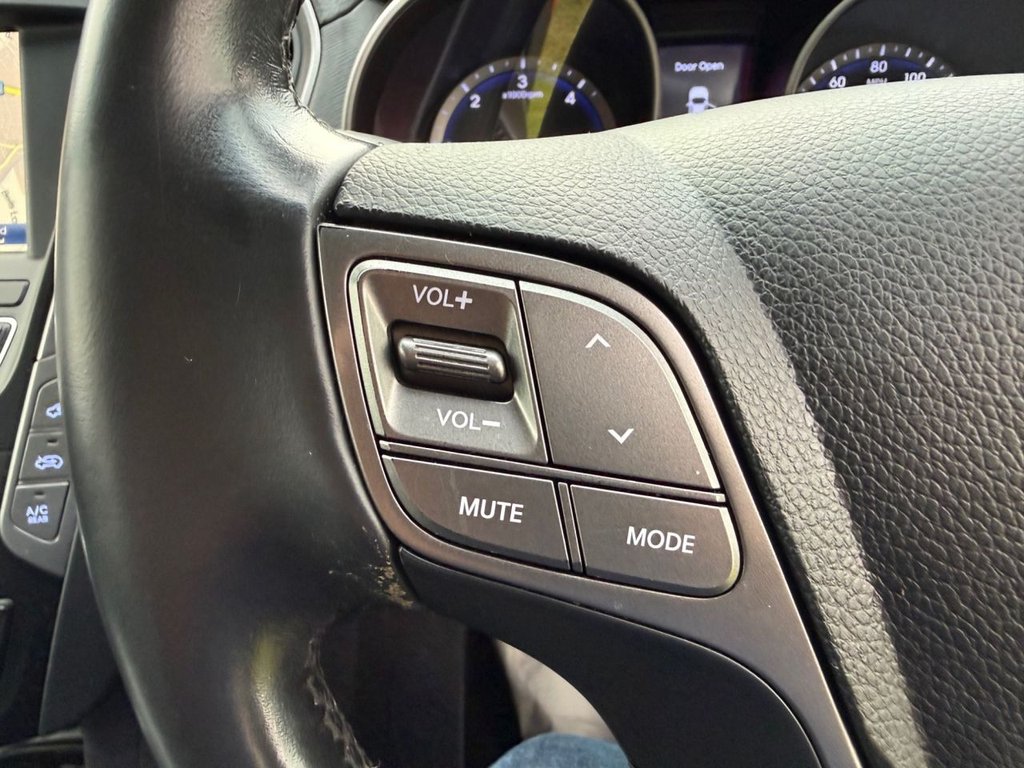 Used Hyundai Santa Fe 2015 for sale - 77263472: Photo 16