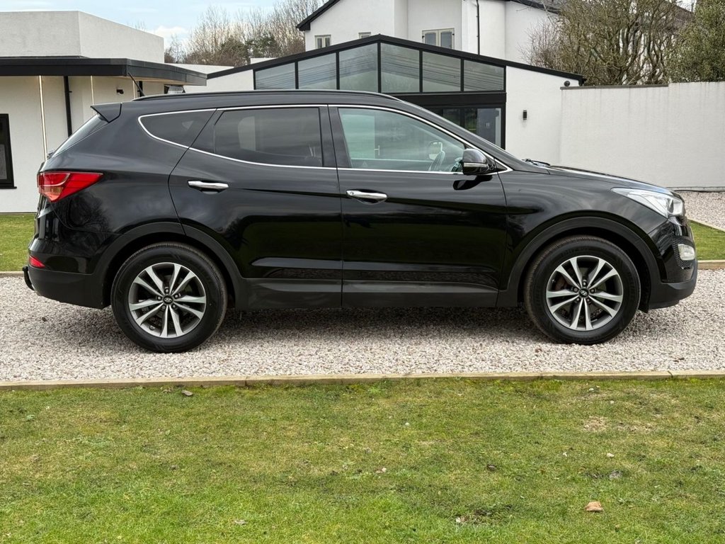 Used Hyundai Santa Fe 2015 for sale - 77263472: Photo 38