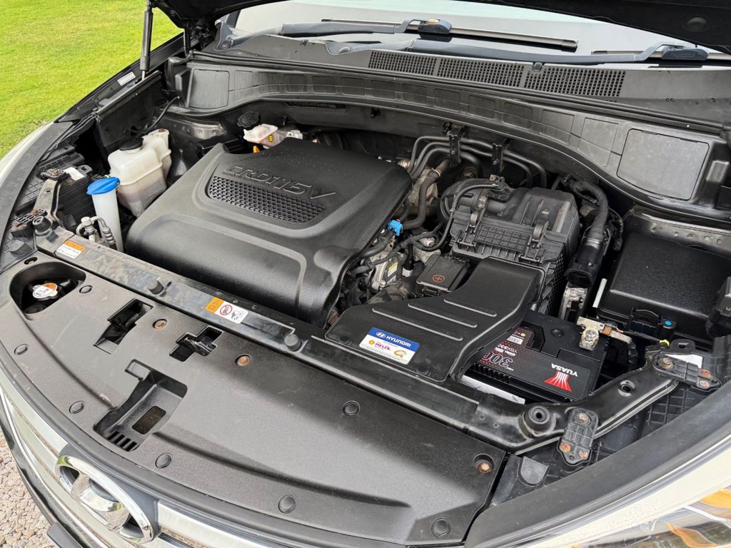 Used Hyundai Santa Fe 2015 for sale - 77263472: Photo 4