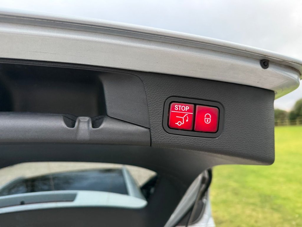 Used Mercedes-Benz C Class 2017 for sale - 77288180: Photo 19