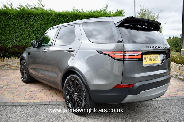 Used Land Rover Discovery 2018 for sale - 76060196: Photo 4