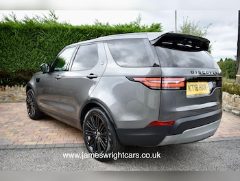 Used Land Rover Discovery 2018 for sale - 76060196: Photo 4