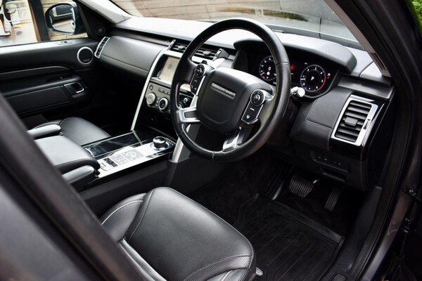 Used Land Rover Discovery 2018 for sale - 76060196: Photo 9