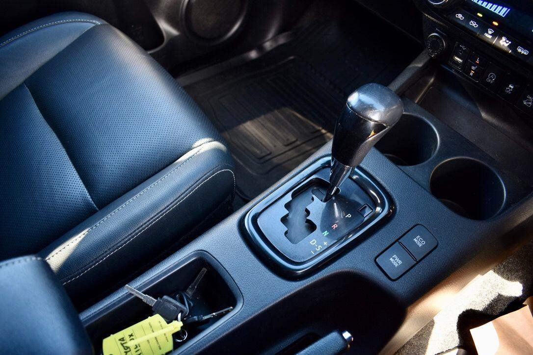 Used Toyota Hilux 2018 for sale - 76742699: Photo 17