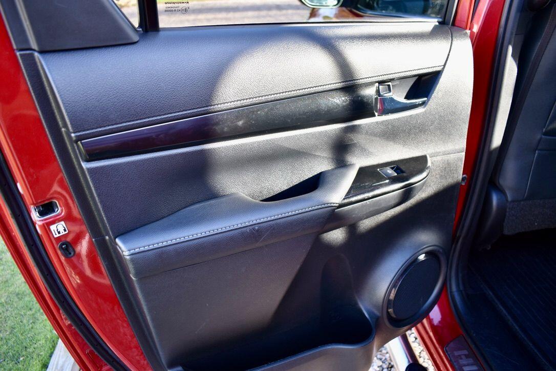 Used Toyota Hilux 2018 for sale - 76742699: Photo 28