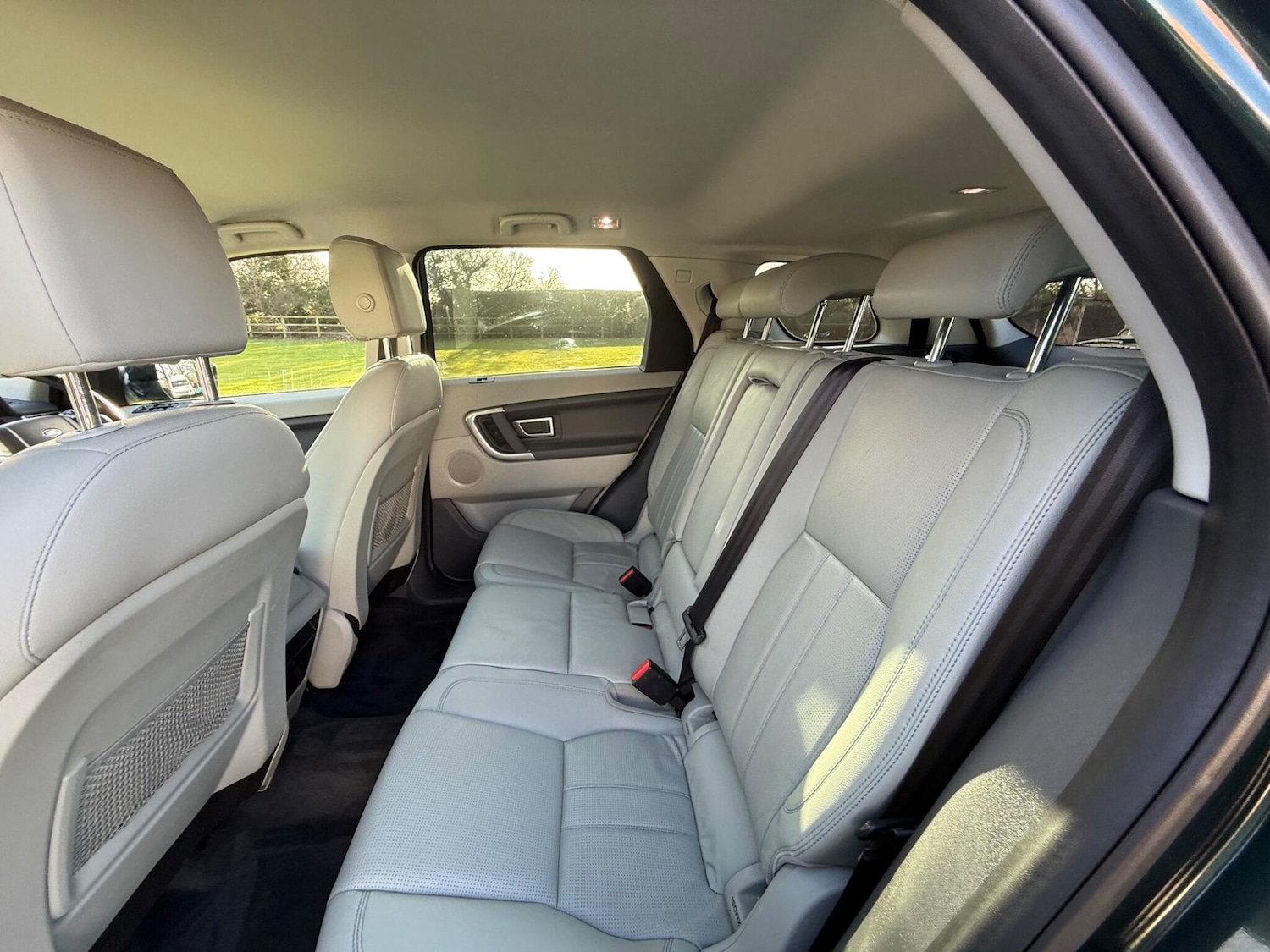 Used Land Rover Discovery Sport 2016 for sale - 76899518: Photo 13