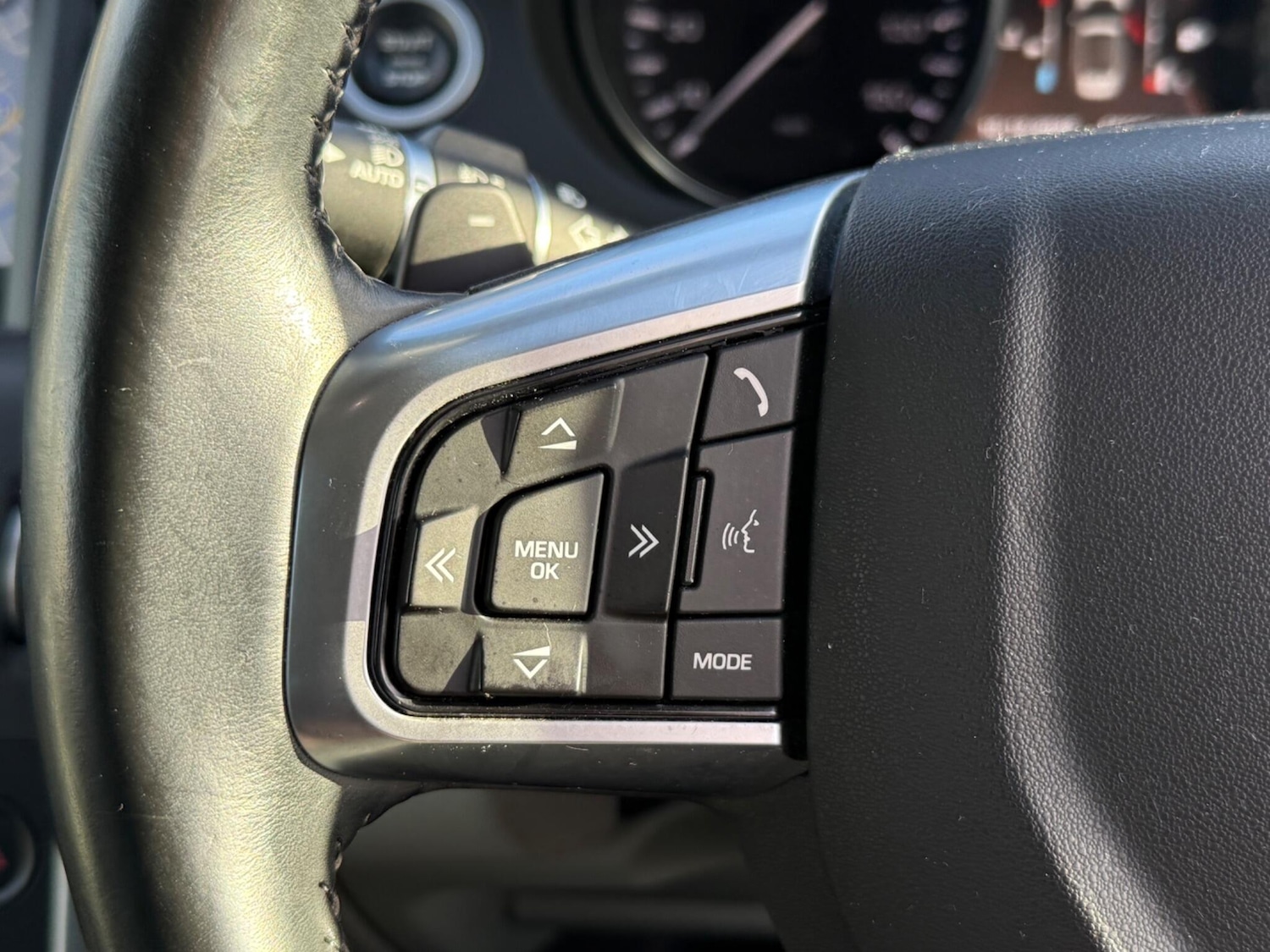 Used Land Rover Discovery Sport 2016 for sale - 76899518: Photo 15