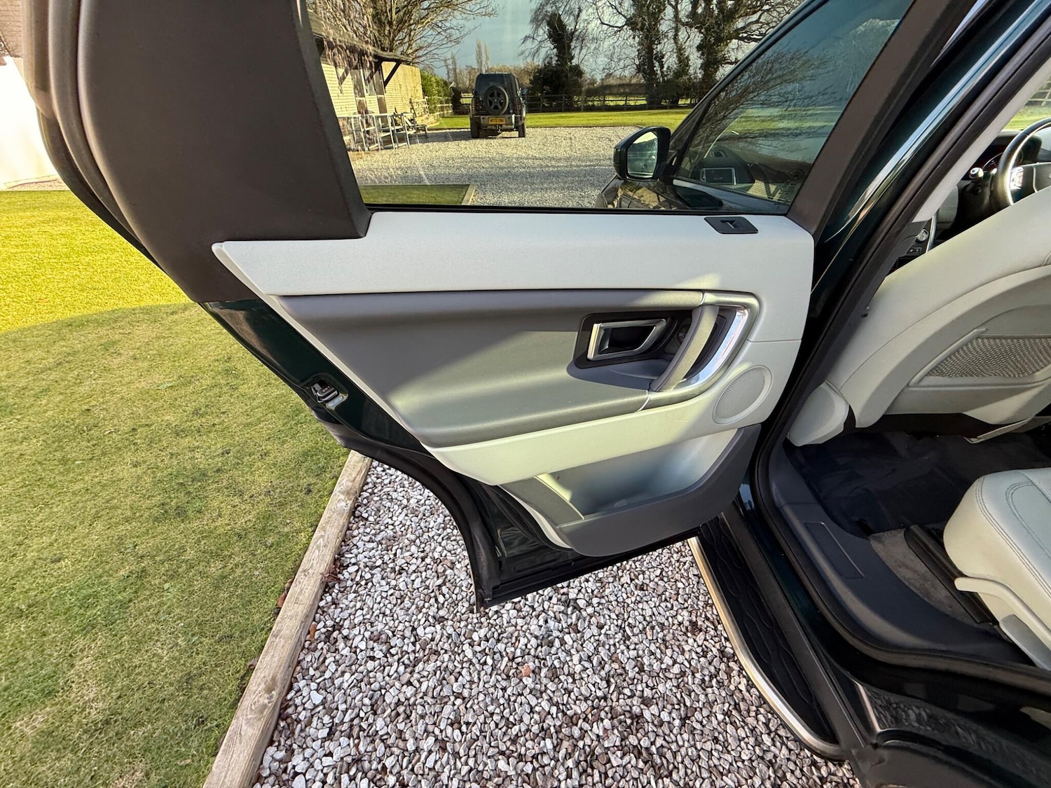 Used Land Rover Discovery Sport 2016 for sale - 76899518: Photo 19