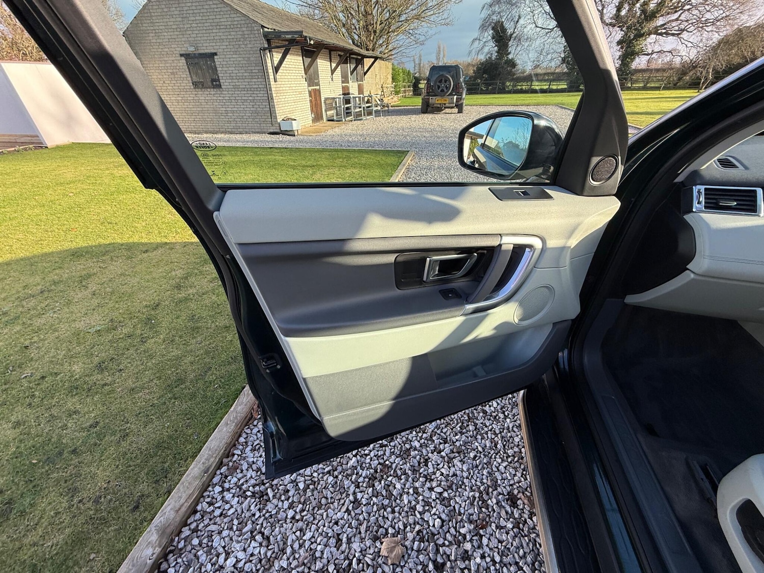 Used Land Rover Discovery Sport 2016 for sale - 76899518: Photo 20