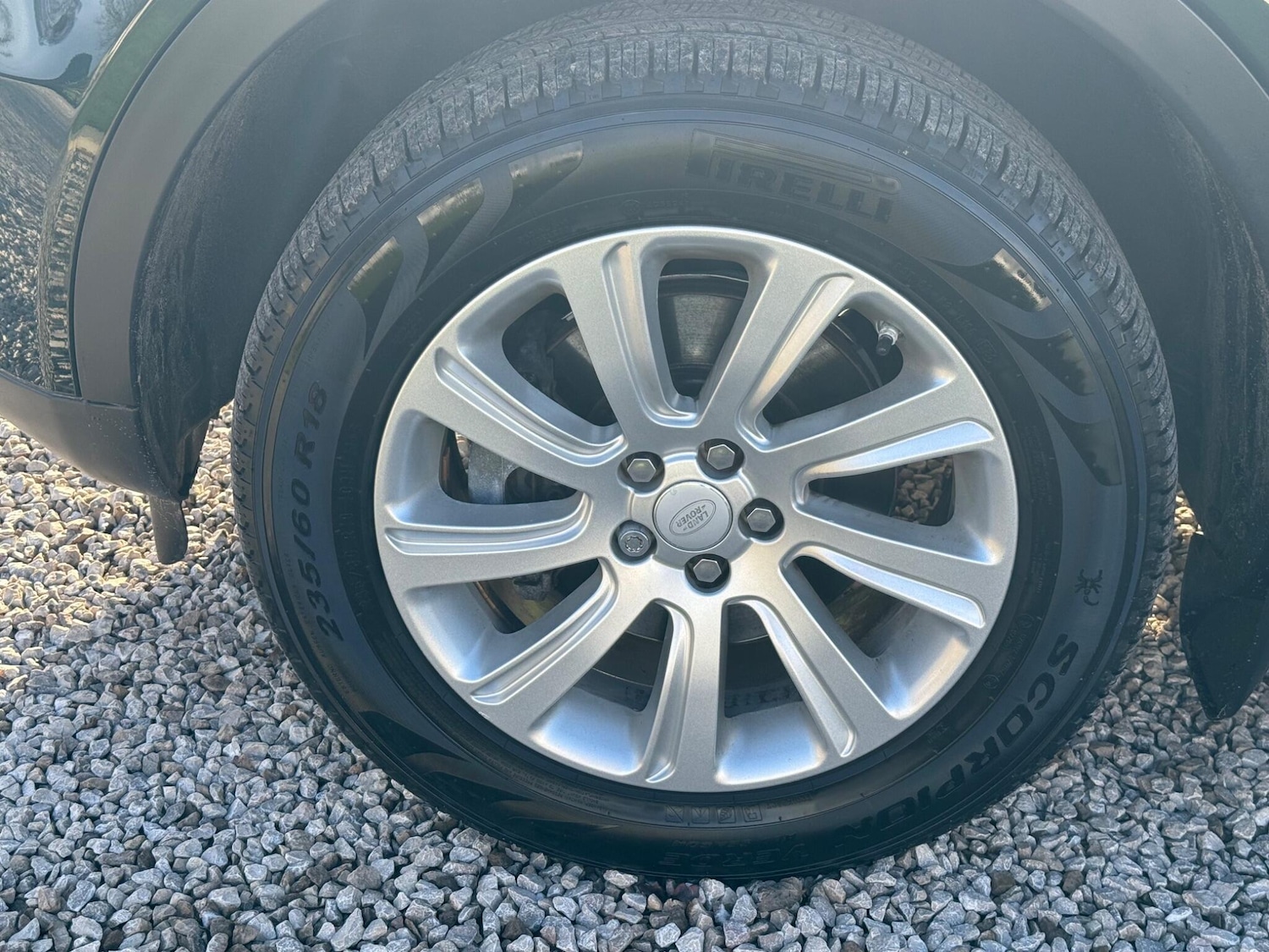 Used Land Rover Discovery Sport 2016 for sale - 76899518: Photo 21