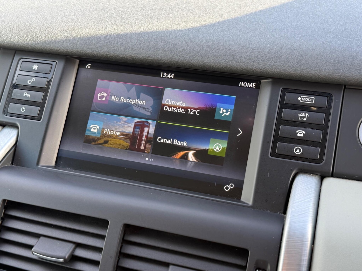 Used Land Rover Discovery Sport 2016 for sale - 76899518: Photo 25