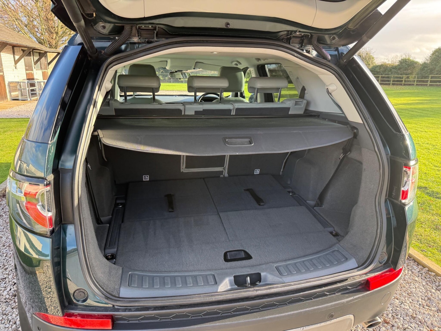 Used Land Rover Discovery Sport 2016 for sale - 76899518: Photo 31