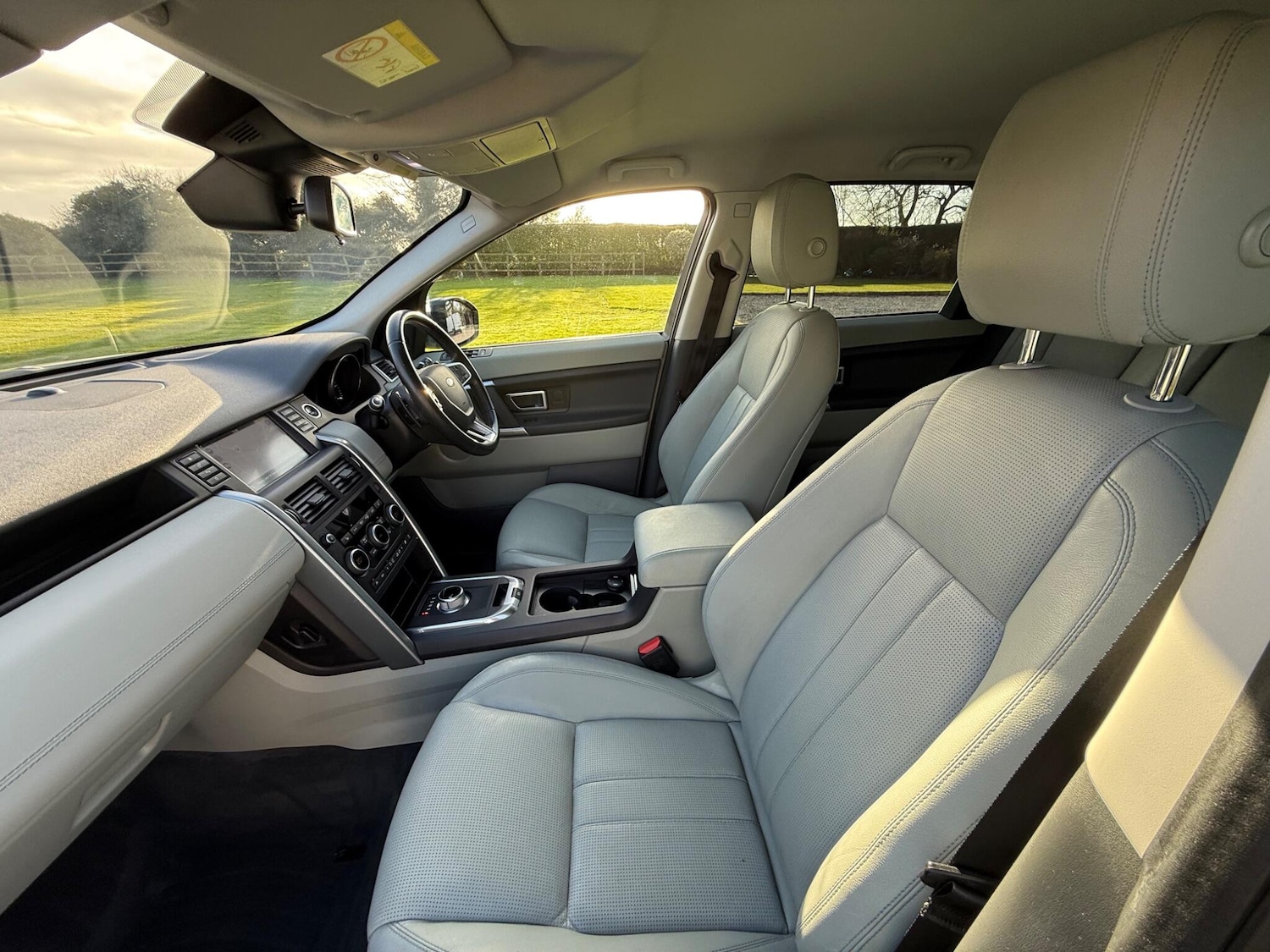 Used Land Rover Discovery Sport 2016 for sale - 76899518: Photo 34