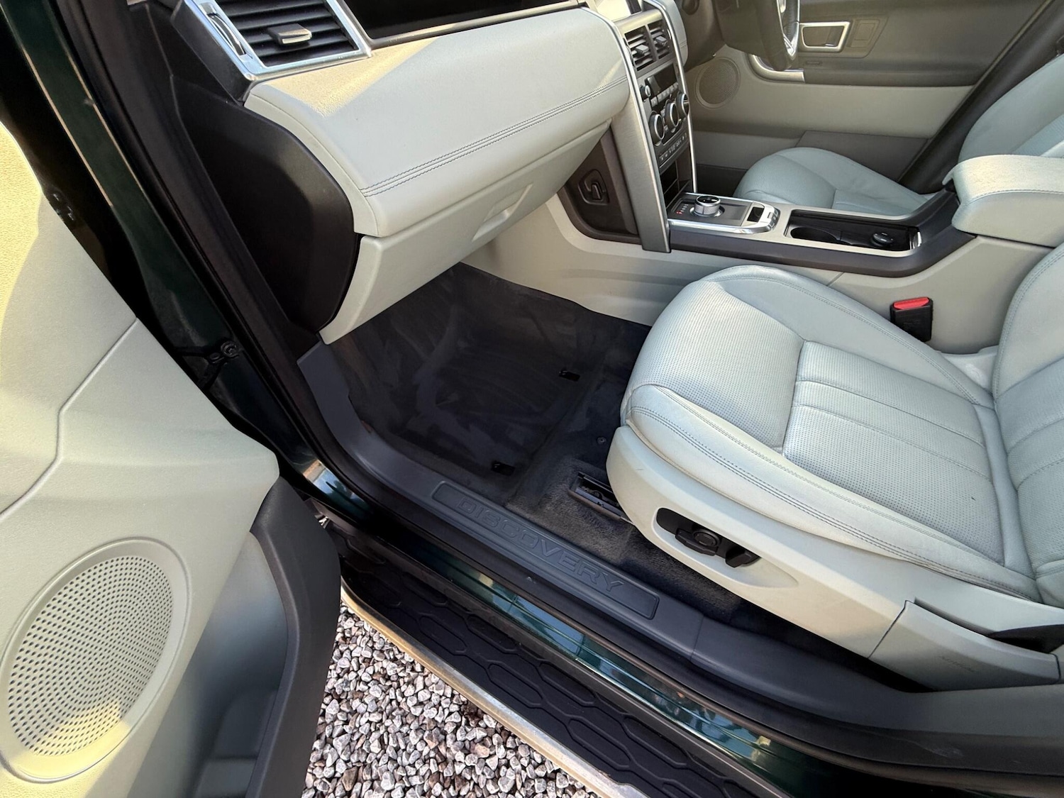 Used Land Rover Discovery Sport 2016 for sale - 76899518: Photo 38