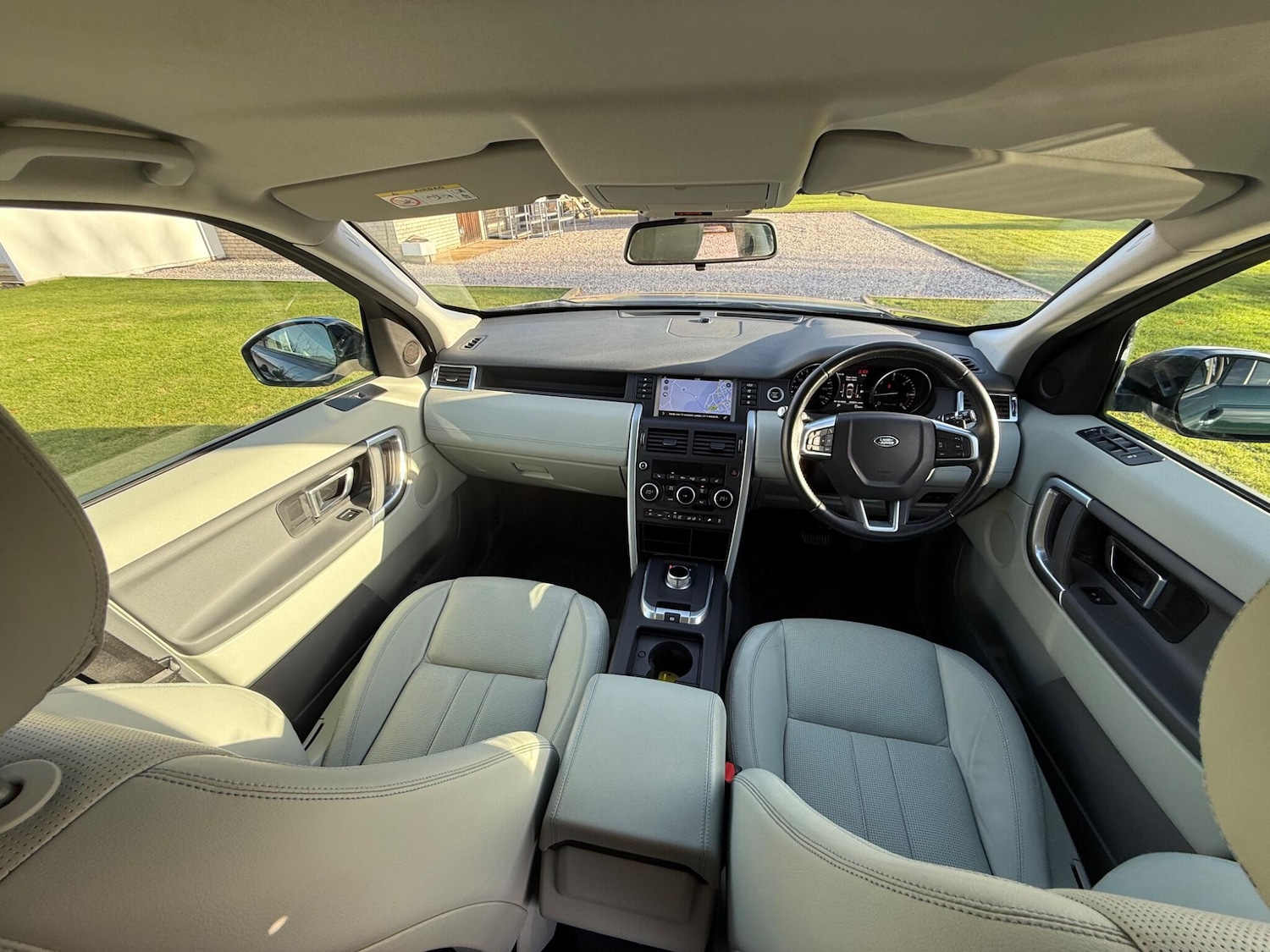 Used Land Rover Discovery Sport 2016 for sale - 76899518: Photo 8