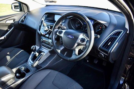 Used Ford Focus 2014 for sale - 76702331: Photo 15