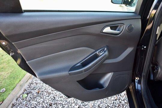 Used Ford Focus 2014 for sale - 76702331: Photo 24