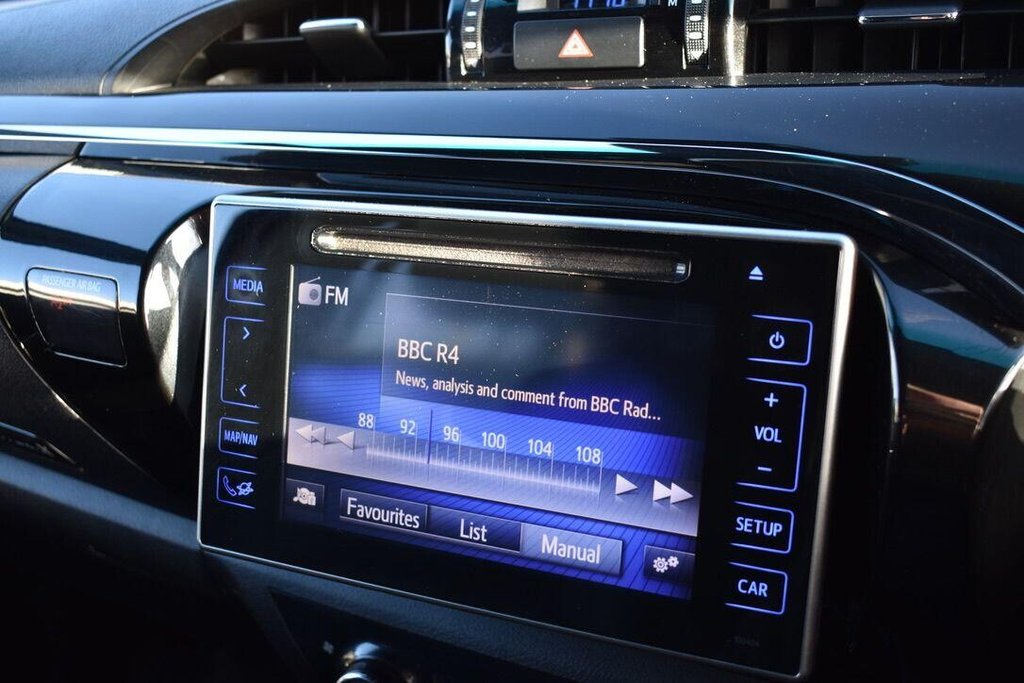 Used Toyota Hilux 2018 for sale - 77001265: Photo 15