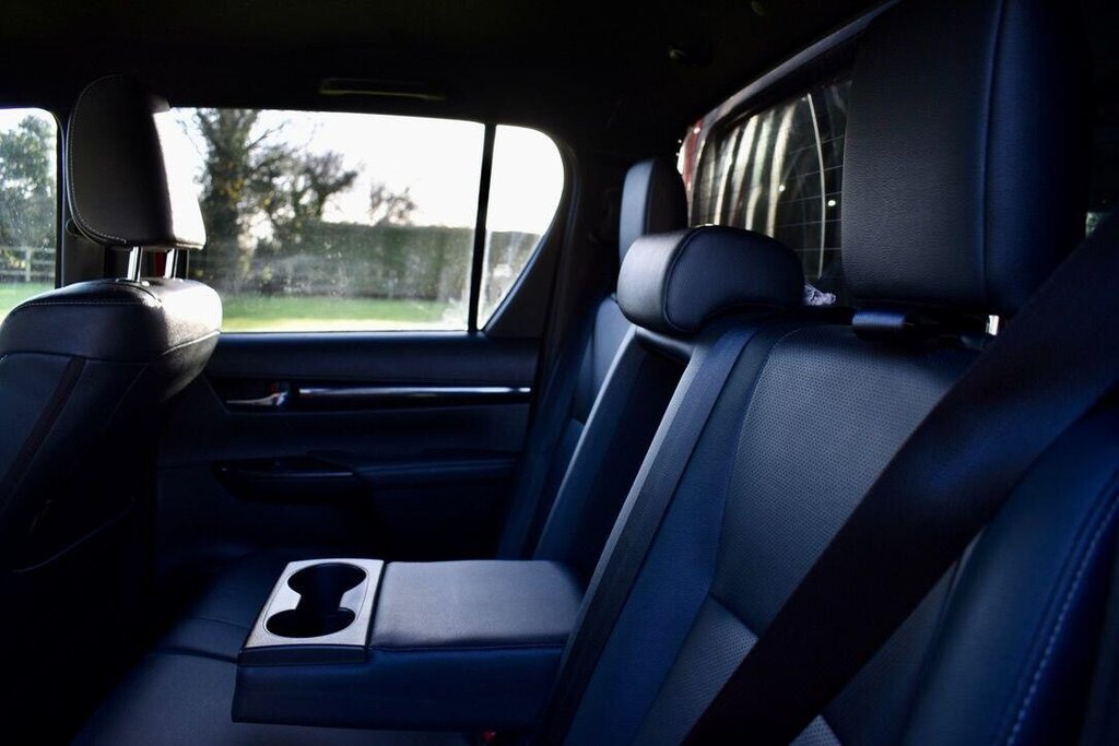 Used Toyota Hilux 2018 for sale - 77001265: Photo 22