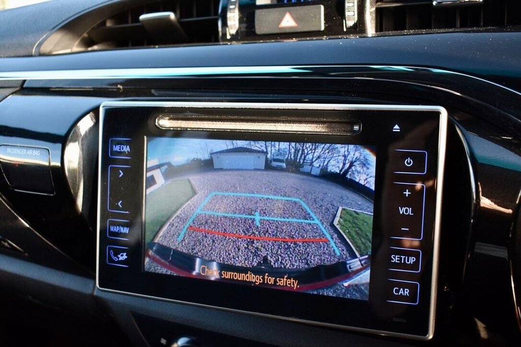 Used Toyota Hilux 2018 for sale - 77001265: Photo 4