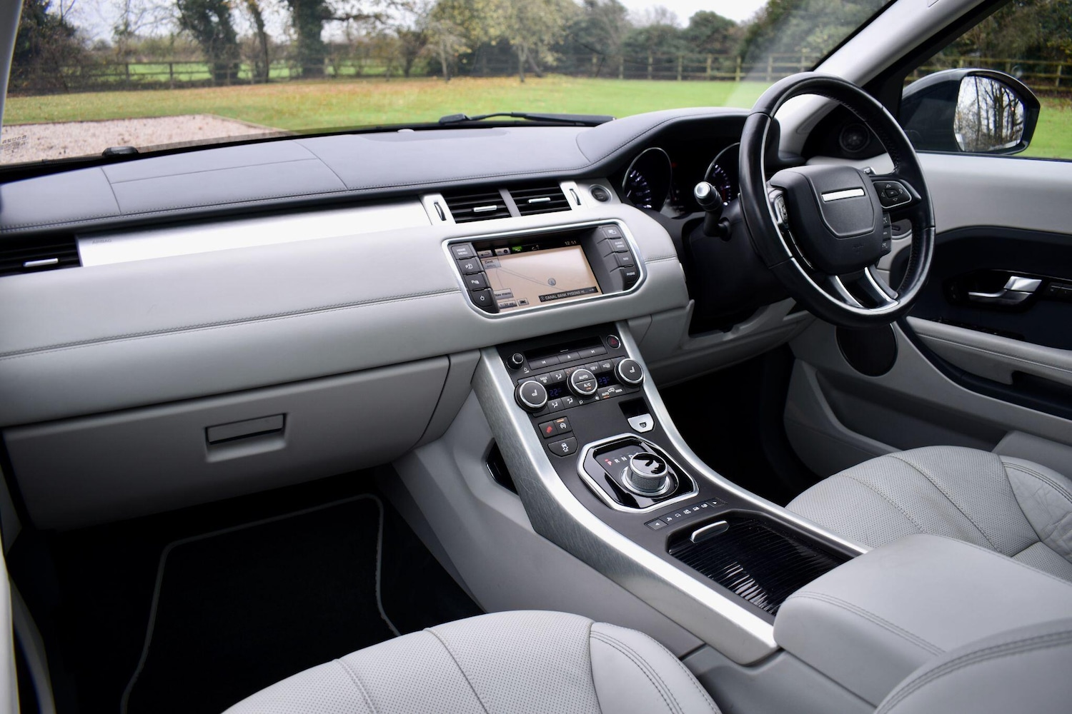 Used Land Rover Range Rover Evoque 2015 for sale - 76549293: Photo 12