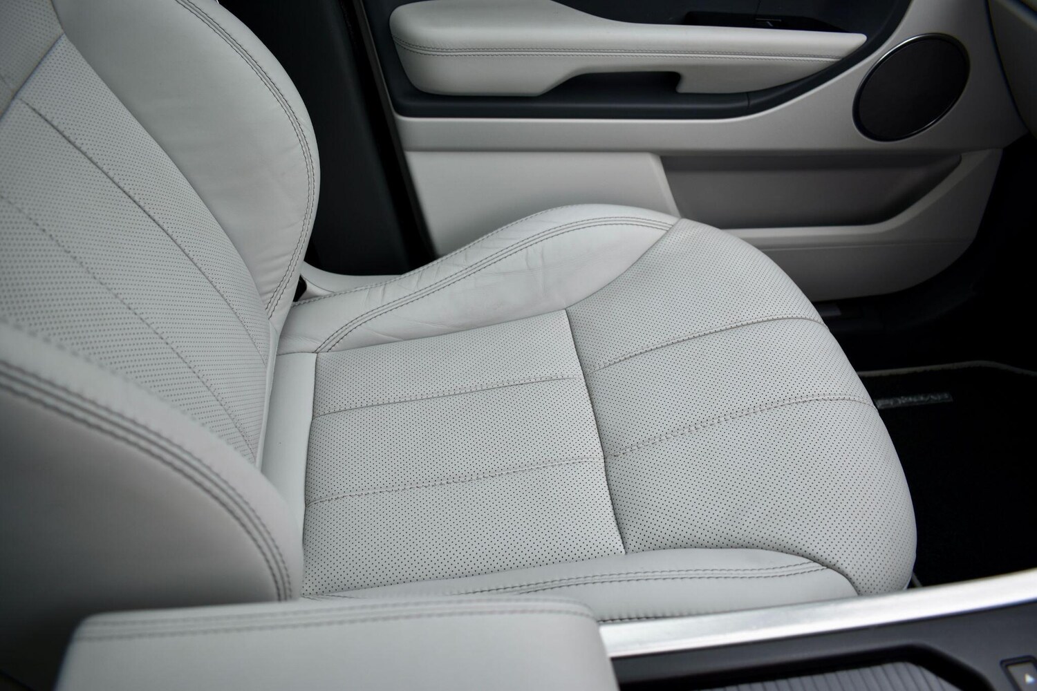 Used Land Rover Range Rover Evoque 2015 for sale - 76549293: Photo 53