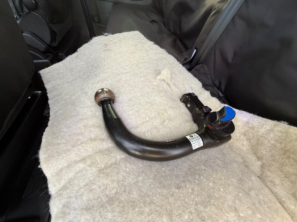 Used Ford Transit Custom 2017 for sale - 77001257: Photo 36