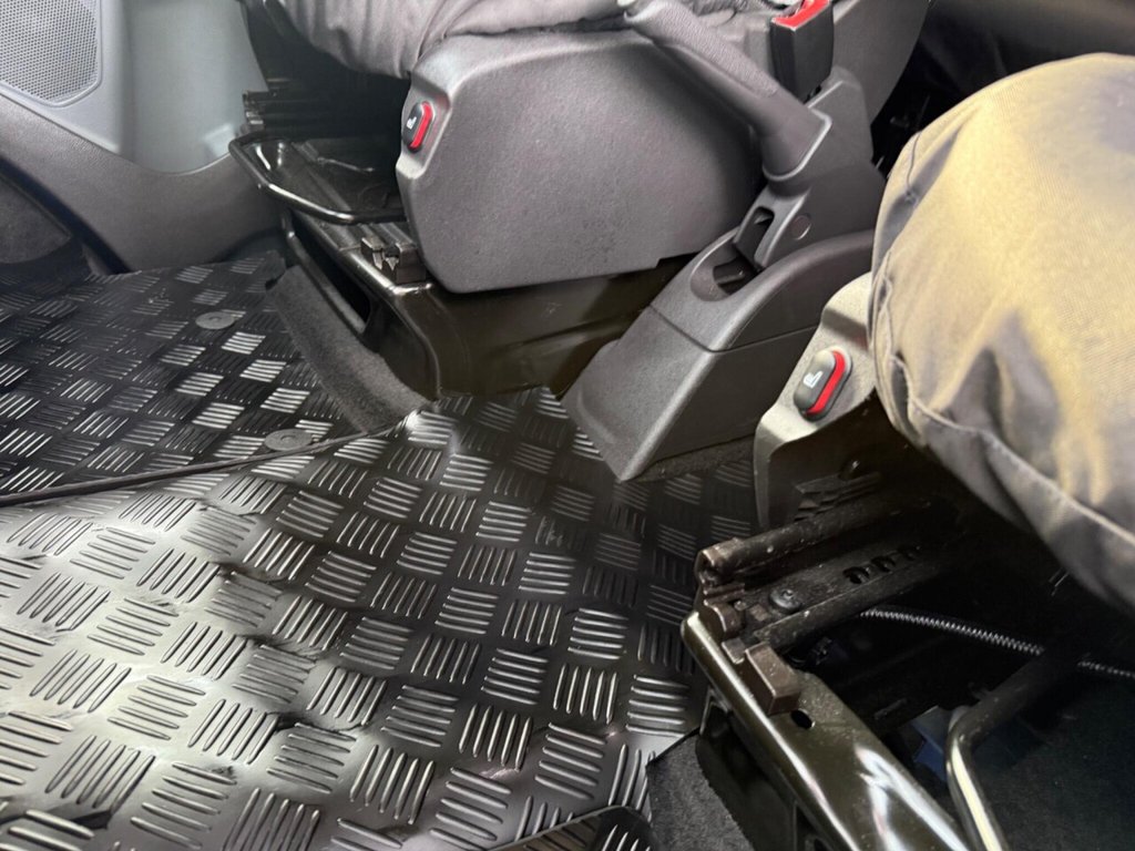 Used Ford Transit Custom 2017 for sale - 77001257: Photo 38