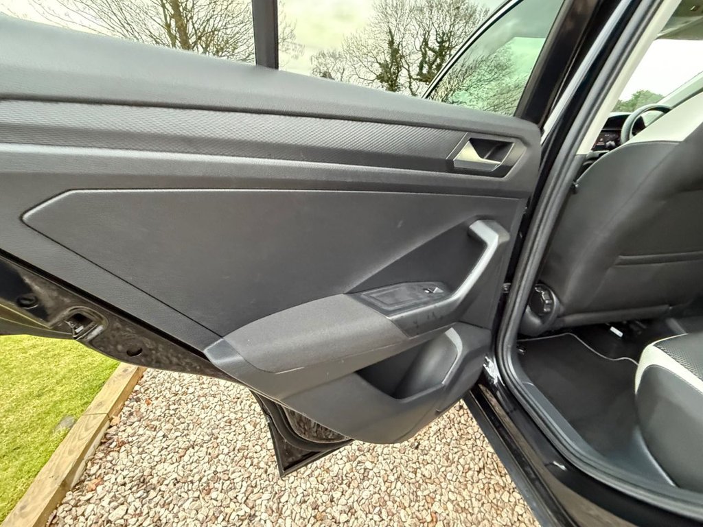 Used Volkswagen T-Roc 2019 for sale - 77122249: Photo 17