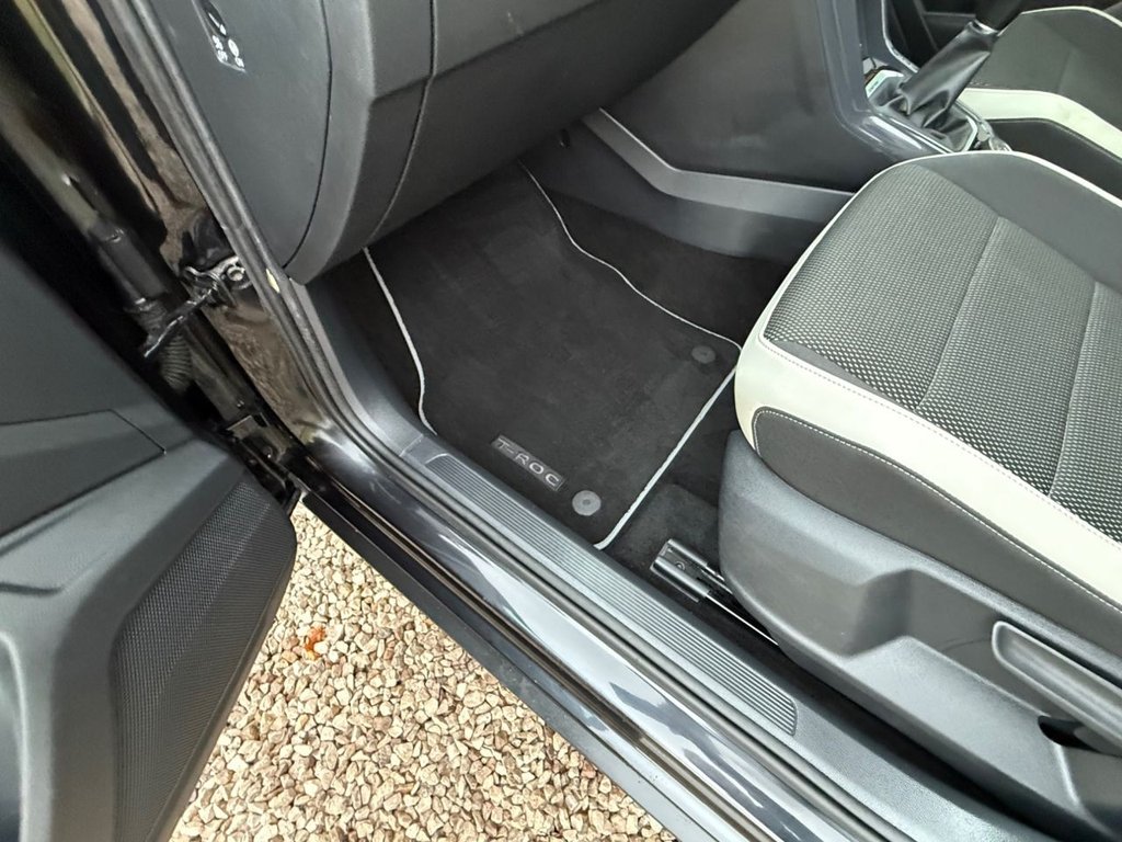 Used Volkswagen T-Roc 2019 for sale - 77122249: Photo 21